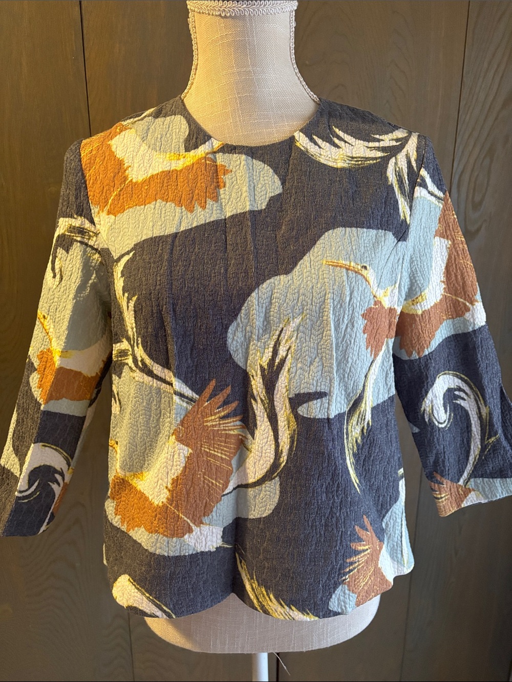 NWT H&M Cropped Swing Top Crane Bird Textured 70s Style Blouse